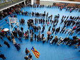 После того, как суд Испании постановил, что проведение референдума противоречит конституции, власти Каталонии потребовали провести символическое голосование