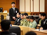 Окружной суд южнокорейского города Кванджу приговорил капитана затонувшего в апреле парома "Севол" к 36 годам тюремного заключения Окружной суд южнокорейского города Кванджу приговорил капитана затонувшего в апреле парома "Севол" к 36 годам тюремного заключения