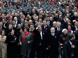 Главный марш в республике с участием президента страны Бронислава Коморовского "Вместе для независимой" прошел по центральными улицами Варшавы