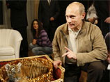 Владимир Путин давно известен своей любовью к тиграм. Недавно с подачи президента в передаче "Спокойной ночи, малыши!" появился новый персонаж - амурский тигренок Мур