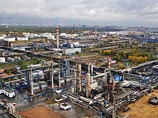 Закрытие НПЗ в Капотне, названого виновником зловония в Москве, может обернуться дефицитом бензина. Заведено дело Закрытие НПЗ в Капотне, названого виновником зловония в Москве, может обернуться дефицитом бензина. Заведено дело