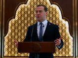 Медведев: после введения "ответных санкций" заместить весь импорт пока не удалось Медведев: после введения "ответных санкций" заместить весь импорт пока не удалось