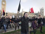 В Лондоне студенты устроили акцию протеста, требуя бесплатного образования