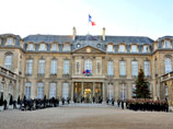 Президента Франции сфотографировали с любовницей в Елисейском дворце, одного из охранников подозревают в предательстве