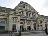 На Павелецком вокзале в Москве бомж перерезал горло иностранцу за сделанное замечание