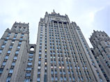 Министерство иностранных дел РФ разъяснило, почему писатель и советский диссидент Владимир Буковский, проживающий в Великобритании, не может заменить просроченный загранпаспорт - у него нет на прав на российское гражданство Министерство иностранных дел РФ разъяснило, почему писатель и советский диссидент Владимир Буковский, проживающий в Великобритании, не может заменить просроченный загранпаспорт - у него нет на прав на российское гражданство
