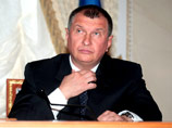 Сечин: цены на нефть могут упасть ниже 60 долларов Сечин: цены на нефть могут упасть ниже 60 долларов