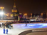 Каток на ВДНХ будут закрывать и дальше, если посетителей будет слишком много Каток на ВДНХ будут закрывать и дальше, если посетителей будет слишком много