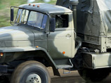 В Ленинградской области грузовик с солдатами упал в ледяную реку