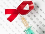 Вирус иммунодефицита человека (ВИЧ) со временем теряет силу и становится менее опасным и заразным, установили ученые Оксфордского университета в Англии