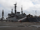 Российские моряки с Mistral могут вернуться из Франции только в середине 2015 года