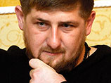 В центре Грозного боевики убили троих полицейских и захватили Дом печати, затем - школу
В центре Грозного боевики убили троих полицейских и захватили Дом печати, затем - школу