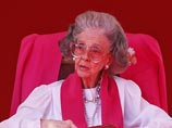 Большую часть жизни Фабиола посвятила благотворительности. В юности она окончила школу медицинских сестер, а после замужества стала покровительствовать медицинским центрам, которые помогают умственно отсталым детям Большую часть жизни Фабиола посвятила благотворительности. В юности она окончила школу медицинских сестер, а после замужества стала покровительствовать медицинским центрам, которые помогают умственно отсталым детям
