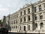 Накануне, 7 декабря, о временном прекращении работы в столице Египта объявило посольство Великобритании