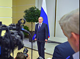 Ранее Путин, комментируя встречу с Олландом, заявил, что на переговорах президенты не поднимали тему вертолетоносцев, даже не упоминали о ней
