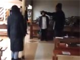 В нью-йоркской синагоге полицейский застрелил мужчину, напавшего на евреев с ножом В нью-йоркской синагоге полицейский застрелил мужчину, напавшего на евреев с ножом