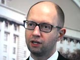 Украина не получит безвизовый режим с Евросоюзом, пока не возведет "стену" на границе с Россией. Об этом заявил премьер-министр страны Арсений Яценюк Украина не получит безвизовый режим с Евросоюзом, пока не возведет "стену" на границе с Россией. Об этом заявил премьер-министр страны Арсений Яценюк