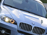 В Петербурге полиция ищет BMW X6, угнанный у сына одного из лидеров "тамбовской " ОПГ по кличке Зинка