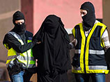 Министерство внутренних дел Испании провело в середине декабря успешную операцию по задержанию вербовщиков новых сторонников "Исламского государства". Как сообщили в полиции, были задержаны четыре женщины и трое мужчин
