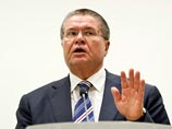 Как рассказал Улюкаев после экстренного совещания правительства, на заседании были выработаны меры по стабилизации финансовой ситуации в стране. Он отметил, что Центробанку следовало раньше поднять ключевую ставку Как рассказал Улюкаев после экстренного совещания правительства, на заседании были выработаны меры по стабилизации финансовой ситуации в стране. Он отметил, что Центробанку следовало раньше поднять ключевую ставку