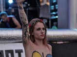 Бывшая активистка скандально известного движения FEMEN Элоиза Бутон приговорена во Франции к месяцу тюремного заключения условно за провокационную акцию в одном из крупнейших храмов Парижа