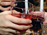 Правительство РФ предложило внести изменения в Федеральный закон "О рекламе", разрешающие рекламу произведенных в РФ вин, шампанского и пива по телевидению, в том числе во время спортивных трансляций
