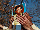 Смертную казнь россиянина Ахласа Ахлака, обвиняемого по делу о покушении на экс-президента Пакистана Первеза Мушаррафа, удалось отсрочить, объявило посольство РФ в Пакистане