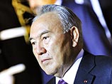 Назарбаев велел заменить его портреты на табло с экономическими достижениями Казахстана и воспевать "человека труда" Назарбаев велел заменить его портреты на табло с экономическими достижениями Казахстана и воспевать "человека труда"