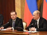 Путин назвал работу правительства "вполне удовлетворительной" и попросил держать на контроле экономическую ситуацию в стране