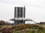 "Пизанскую" многоэтажку в Севастополе снесли с третьей попытки