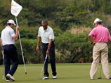 Премьер-министр Малайзии Наджиб Тун Разак в субботу оправдался за игру в гольф с Обамой во время сильнейшего наводнения в его стране