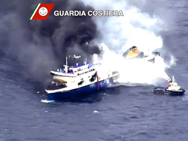 С теплохода в Адриатическом море эвакуированы пассажиры и экипаж