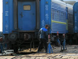 Поезд Москва - Симферополь уже четверо суток стоит на одной из станций на границе Москвы из-за невозможности уехать обратно в Крым Поезд Москва - Симферополь уже четверо суток стоит на одной из станций на границе Москвы из-за невозможности уехать обратно в Крым