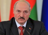 "Они не могут с нами конкурировать ни по качеству, ни по цене, ни по нашей организованности. Поэтому применяют такие административные, порой бандитские методы. Мы к этому готовы. Мы люди закаленные", - заявил Лукашенко