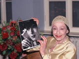 Знаменитая актриса Луиза Райнер, звезда кинематографа 1930-1940 годов, которая первой в мире получила две премии "Оскар" подряд, скончалась в Лондоне в возрасте 104 лет