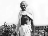 Американская компания извинилась за изображение Махатмы Ганди на банках с пивом