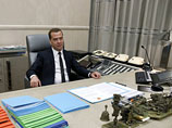Премьер-министр РФ Дмитрий Медведев подписал постановление правительства, согласно которому транссексуализм, педофилия, садомазохизм и другие сексуальные расстройства личности попали в список медицинских противопоказаний к управлению транспортным средство