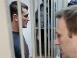 Смольный согласовал митинг в поддержку братьев Навальных, он пройдет 15 января Смольный согласовал митинг в поддержку братьев Навальных, он пройдет 15 января
