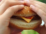 Клиент одного из ресторанов сети быстрого питания McDonald's в японской префектуре Фукусима обнаружил в чизбургере металлическую стружку длиной около 5 миллиметров
