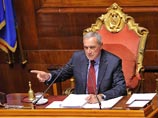 Планируется, что в конце января итальянский парламент может начать процедуру определения нового президента. Исполняющим обязанности до избрания нового главы государства будет председатель сената Пьетро Грассо Планируется, что в конце января итальянский парламент может начать процедуру определения нового президента. Исполняющим обязанности до избрания нового главы государства будет председатель сената Пьетро Грассо