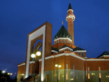 Религиозные деятели РФ осуждают акт вандализма в мечети на Поклонной горе в Москве