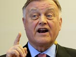 Якунин возмущен правительством: требование отчитаться о доходах он приравнивает к "копанию в белье" Якунин возмущен правительством: требование отчитаться о доходах он приравнивает к "копанию в белье"