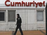Прокуратура Турции начала расследование в отношении газеты "Джумхуриет", опубликовавшей материалы из нового номера Charlie Hebdo Прокуратура Турции начала расследование в отношении газеты "Джумхуриет", опубликовавшей материалы из нового номера Charlie Hebdo