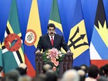 Американская пресса резко раскритиковала президента Венесуэлы Николаса Мадуро за то, что он вместо борьбы с острым кризисом, охватившим его страну на фоне падающих цен на нефть, разъезжает по миру