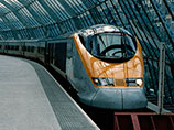 Движение по Евротуннелю между Великобританией и континентальной Европой остановлено из-за задымления, сообщил оператор железнодорожной магистрали под Ла-Маншем компания Eurotunnel