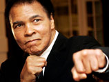За боксерские перчатки Мохаммеда Али хотят выручить более миллиона долларов