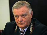 Президент ОАО "Российские железные дороги" Владимир Якунин посоветовал жителям регионов, недовольным отменой пригородных поездов, обращаться к местным властям, а не устраивать митинги Президент ОАО "Российские железные дороги" Владимир Якунин посоветовал жителям регионов, недовольным отменой пригородных поездов, обращаться к местным властям, а не устраивать митинги
