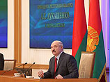 Лукашенко не верит, что Россия пойдет на Белоруссию, но порох предпочитает "держать сухим" Лукашенко не верит, что Россия пойдет на Белоруссию, но порох предпочитает "держать сухим"
