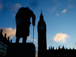 В Великобритании отмечают пятидесятую годовщину со дня смерти известного британского политика, премьер-министра страны Уинстона Черчилля