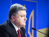 Бойцы украинских батальонов потребовали на Майдане вынести импичмент Порошенко Бойцы украинских батальонов потребовали на Майдане вынести импичмент Порошенко